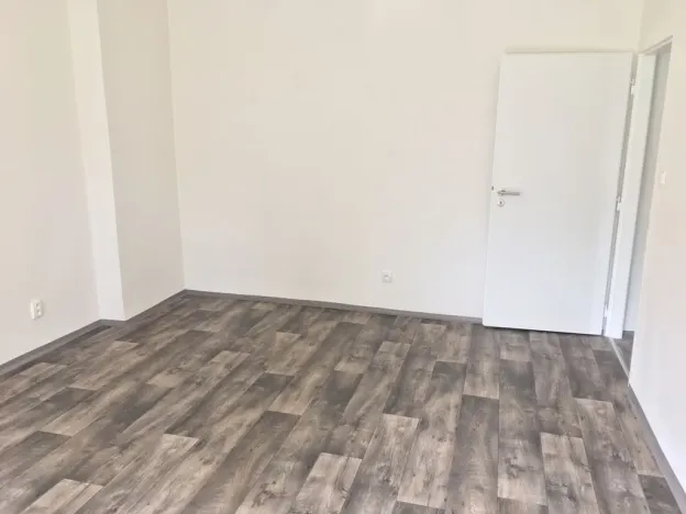 Pronájem bytu 1+1, Ostrava - Zábřeh, Svazácká, 35 m2