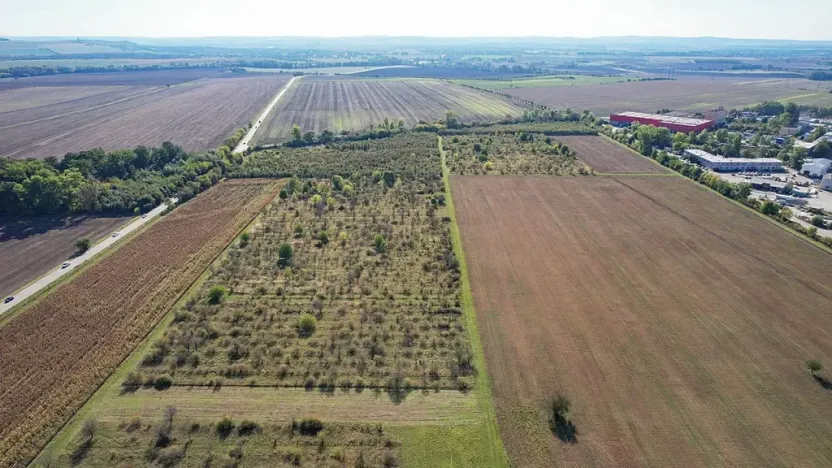 Prodej komerčního pozemku, Brno, 11220 m2