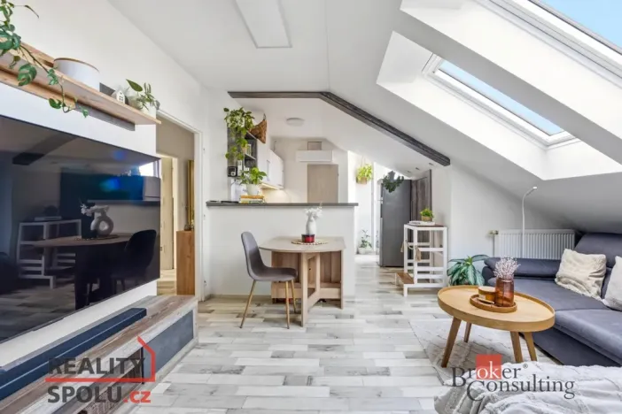 Prodej bytu 3+kk, Sezemice, Nerudova, 65 m2