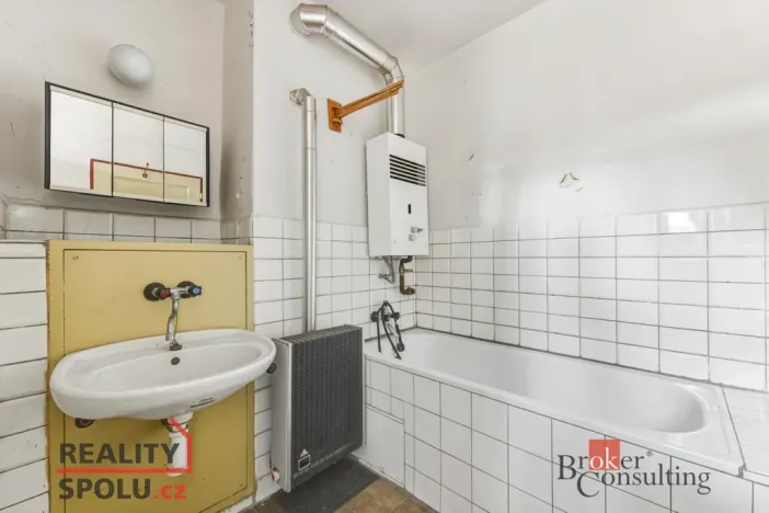 Prodej bytu 2+1, Pardubice - Zelené Předměstí, Svobody, 51 m2