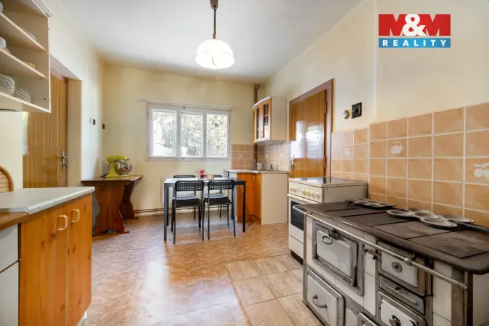 Prodej rodinného domu, Žampach, 365 m2