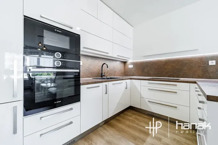 Pronájem bytu 2+kk, Olomouc, Janského, 72 m2