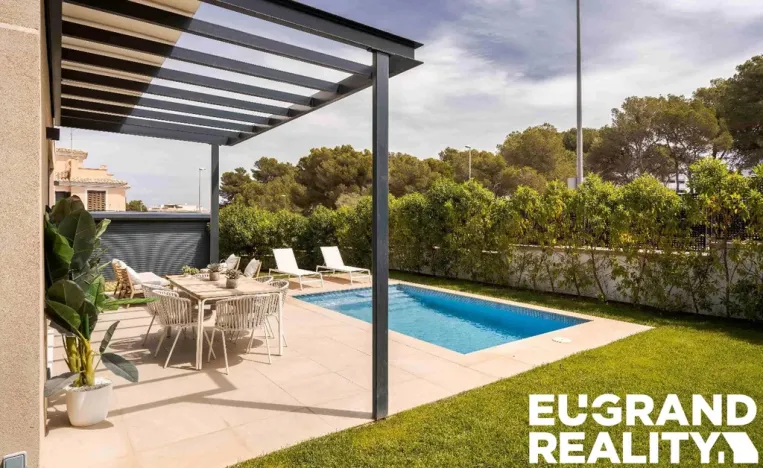 Prodej rodinného domu, Llucmajor, Španělsko, 124 m2