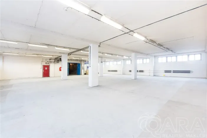 Pronájem skladu, Planá nad Lužnicí, Chýnovská, 674 m2