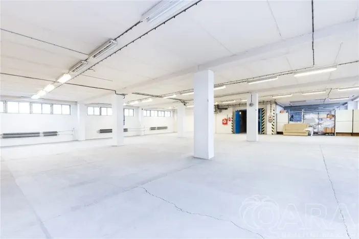 Pronájem skladu, Planá nad Lužnicí, Chýnovská, 674 m2