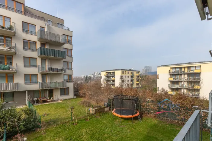 Prodej bytu 1+kk, Praha - Hloubětín, Modrého, 32 m2