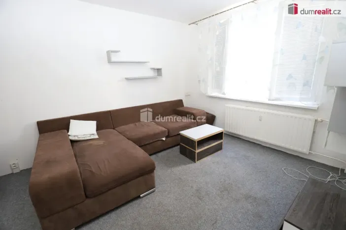 Pronájem bytu 1+1, Kraslice, B. Smetany, 36 m2