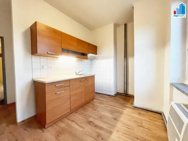Pronájem bytu 1+1, Nýřany, Dlouhá, 42 m2