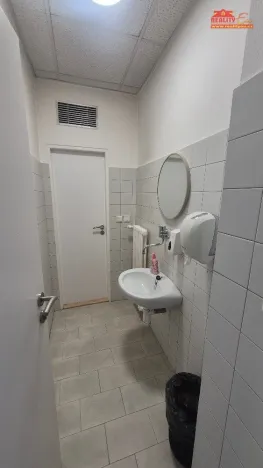 Pronájem kanceláře, Nové Město nad Metují, Komenského, 37 m2