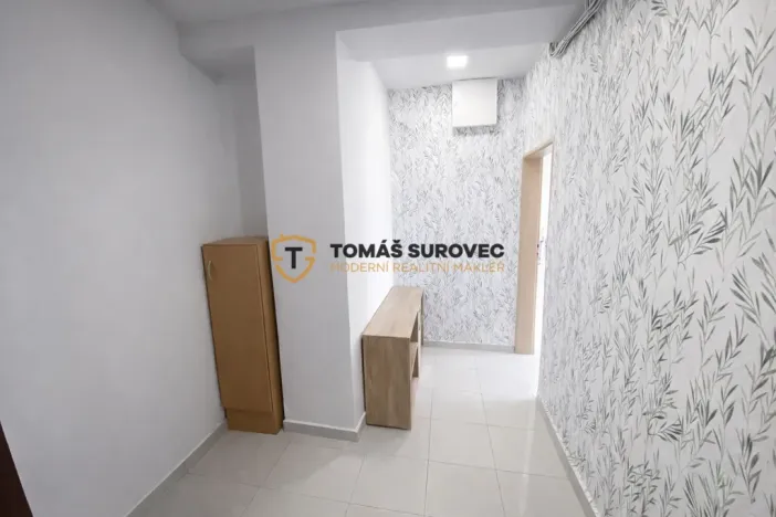 Pronájem kanceláře, Valašské Klobouky, Nádražní, 64 m2