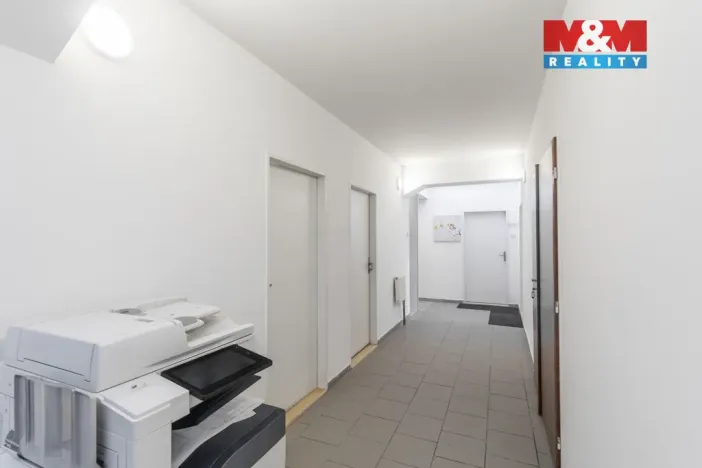 Pronájem kanceláře, Ostrava - Kunčičky, Škrobálkova, 173 m2