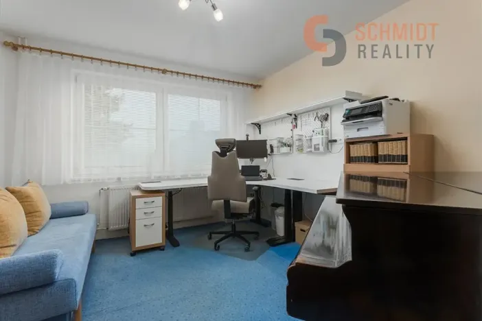 Prodej rodinného domu, Hustopeče, U Větrolamu, 300 m2