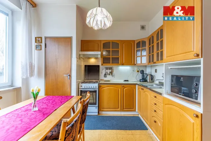 Prodej rodinného domu, Prostějov, V polích, 250 m2