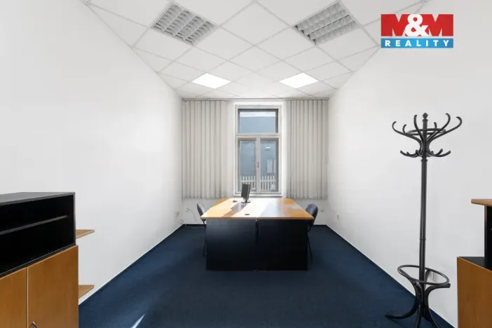 Prodej obchodního prostoru, Ostrava - Kunčičky, Škrobálkova, 700 m2