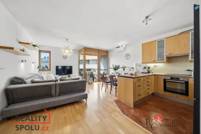 Prodej bytu 3+kk, Hradec Králové, Pouchovská, 84 m2