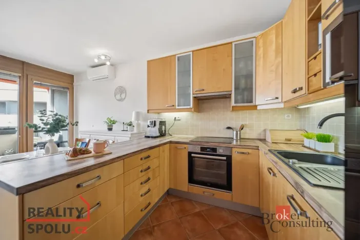 Prodej bytu 3+kk, Hradec Králové, Pouchovská, 84 m2