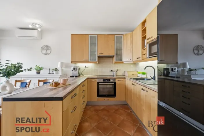 Prodej bytu 3+kk, Hradec Králové, Pouchovská, 84 m2