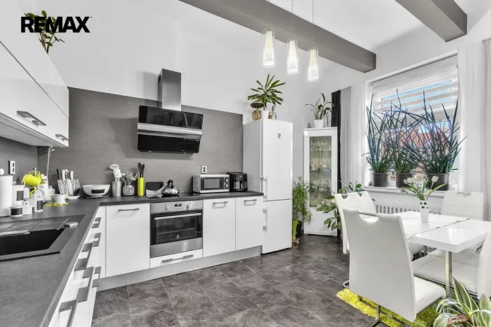 Prodej bytu 3+1, Hradec Králové, Čelakovského, 102 m2