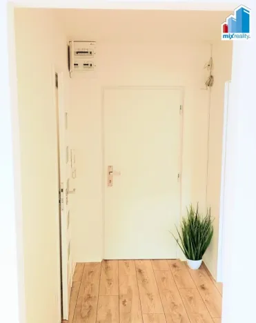 Pronájem bytu 1+1, Holýšov, Pod Makovým vrchem, 32 m2