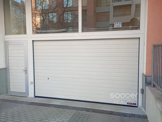 Pronájem bytu 1+kk, Praha - Smíchov, Randova, 40 m2