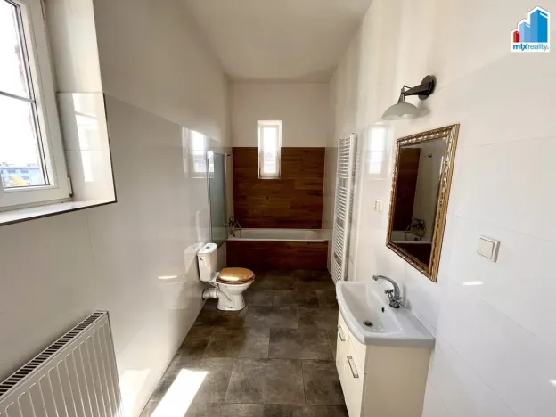 Pronájem bytu 4+1, Plzeň, náměstí T. G. Masaryka, 120 m2