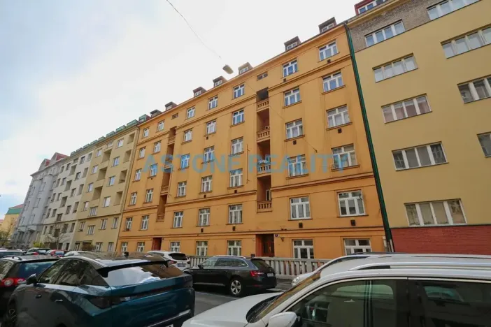 Prodej bytu 2+kk, Praha - Bubeneč, Raisova, 46 m2