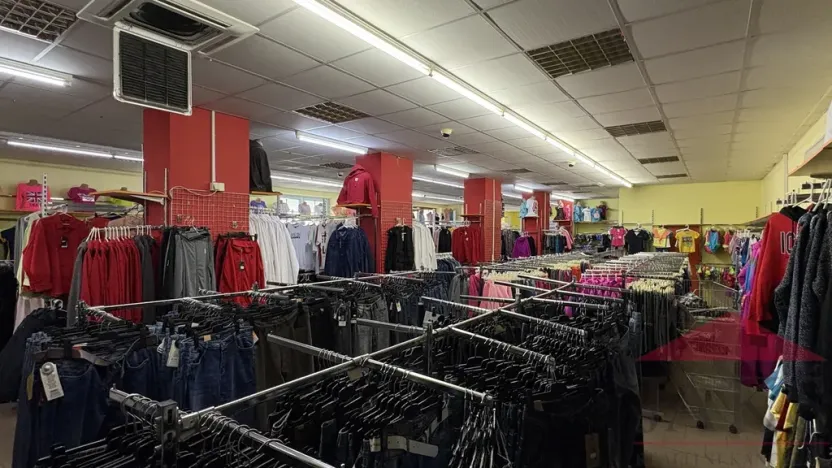 Prodej obchodního prostoru, Sušice - Sušice I, náměstí Svobody, 385 m2