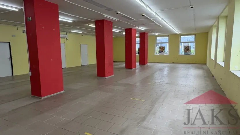 Prodej obchodního prostoru, Sušice - Sušice I, náměstí Svobody, 385 m2