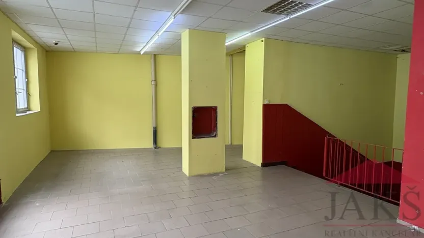 Prodej obchodního prostoru, Sušice - Sušice I, náměstí Svobody, 385 m2