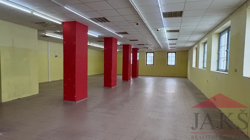 Prodej obchodního prostoru, Sušice - Sušice I, náměstí Svobody, 385 m2