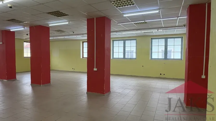 Prodej obchodního prostoru, Sušice - Sušice I, náměstí Svobody, 385 m2
