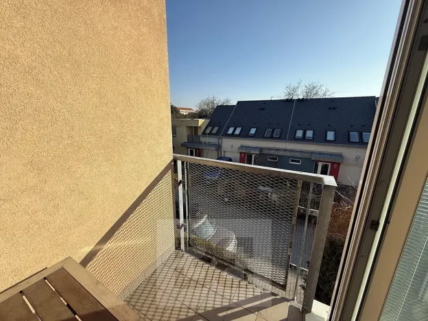 Pronájem bytu 1+kk, Praha - Kbely, Pod Nouzovem, 31 m2