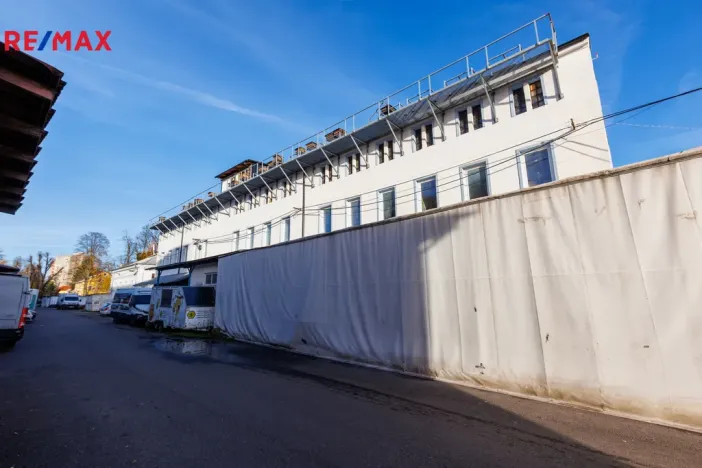 Prodej výrobních prostor, Karlovy Vary - Rybáře, Sokolovská, 2017 m2