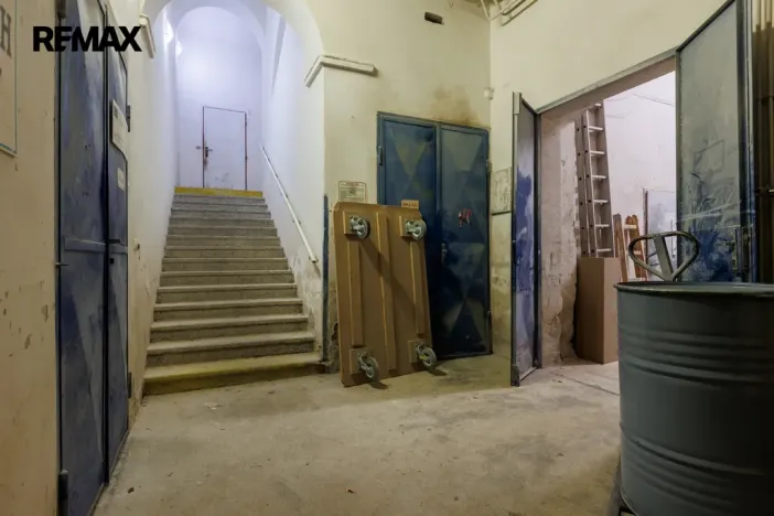 Prodej výrobních prostor, Karlovy Vary - Rybáře, Sokolovská, 2017 m2