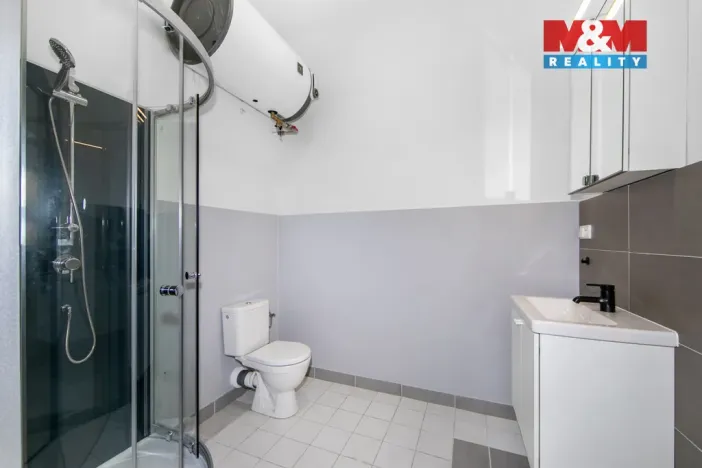 Pronájem kanceláře, Plzeň - Severní Předměstí, Karlovarská, 100 m2