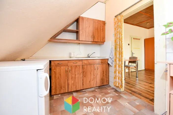 Pronájem pokoje, Komárov, 19 m2