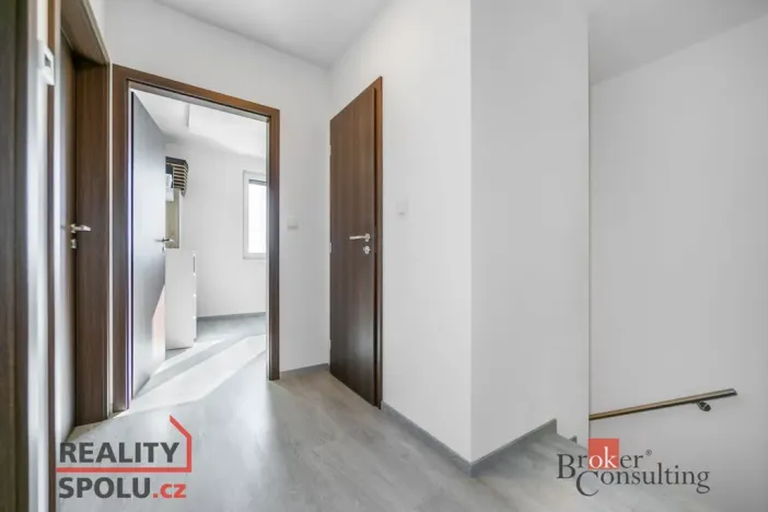 Prodej bytu 4+kk, Vochov, 79 m2