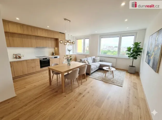 Prodej bytu 3+1, Roudnice nad Labem, Okružní, 67 m2