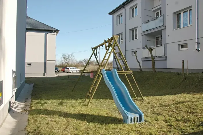 Prodej bytu 3+1, Líšťany, 81 m2