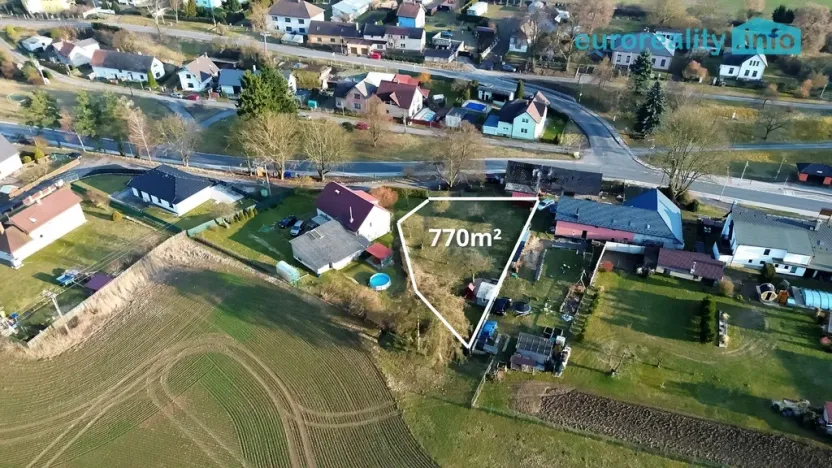 Prodej pozemku pro bydlení, Plužná, 774 m2
