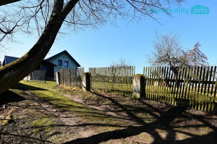 Prodej pozemku pro bydlení, Plužná, 774 m2