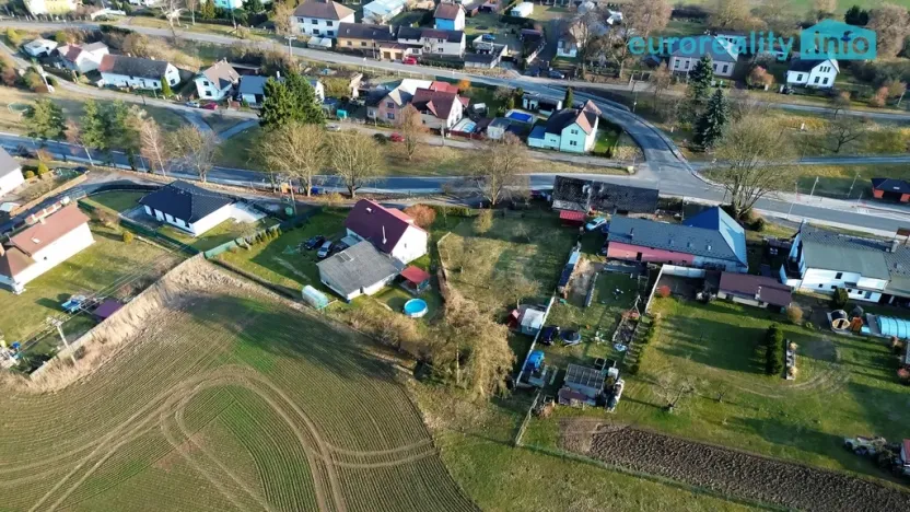 Prodej pozemku pro bydlení, Plužná, 774 m2