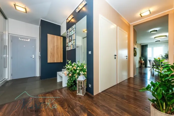 Prodej bytu 4+kk, Čelákovice, Sokolovská, 109 m2