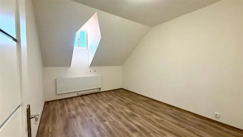 Pronájem bytu 3+kk, Cheb, Židovská, 75 m2