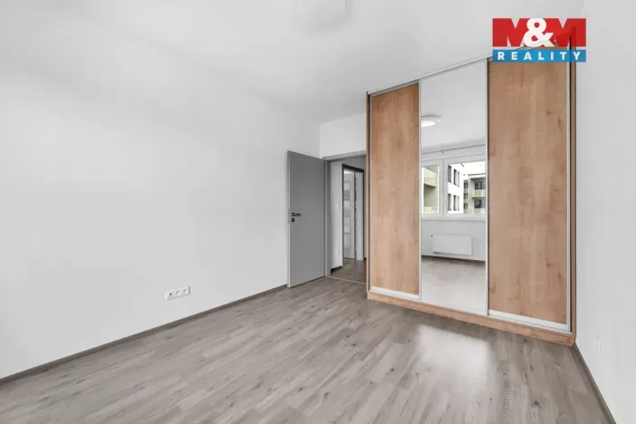 Pronájem bytu 2+kk, Pardubice - Pardubičky, Nová Tesla, 46 m2