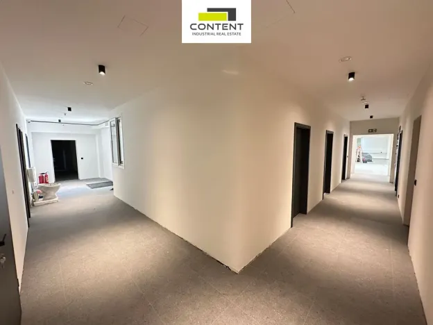 Pronájem obchodního prostoru, Nupaky, Komerční, 449 m2