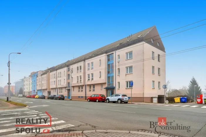 Pronájem bytu 2+kk, Hradec Králové - Kukleny, Pražská třída, 52 m2