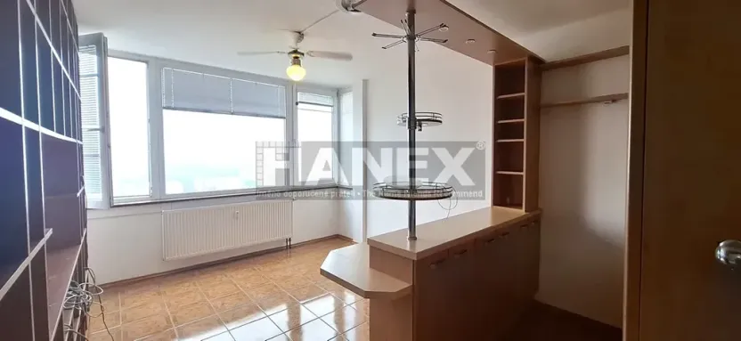Pronájem bytu 2+kk, Praha - Troja, Olštýnská, 33 m2