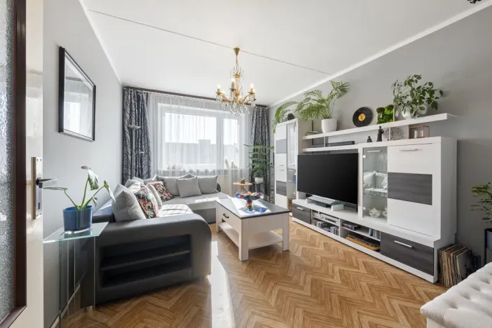 Prodej bytu 3+1, Praha - Libuš, Mirotická, 71 m2