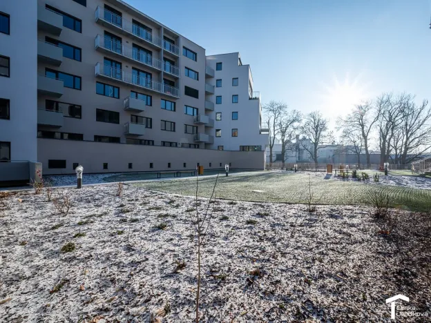 Pronájem bytu 2+kk, Pardubice - Zelené Předměstí, nábřeží Závodu míru, 78 m2